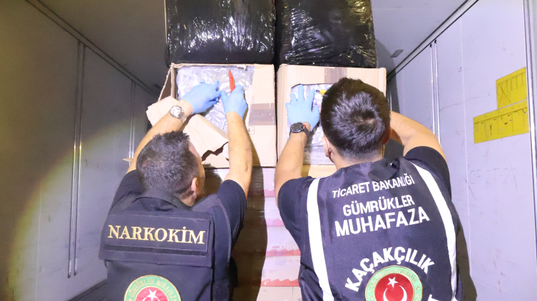 Kapıkule Gümrük Kapısı'nda 810 kilogram uyuşturucu ele geçirildi
